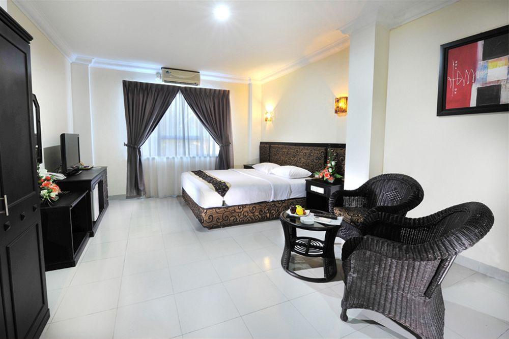 Gaja Hotel Pekanbaru Exteriér fotografie