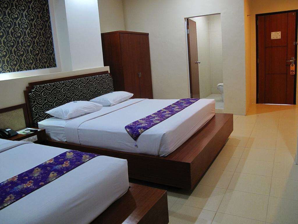 Gaja Hotel Pekanbaru Exteriér fotografie