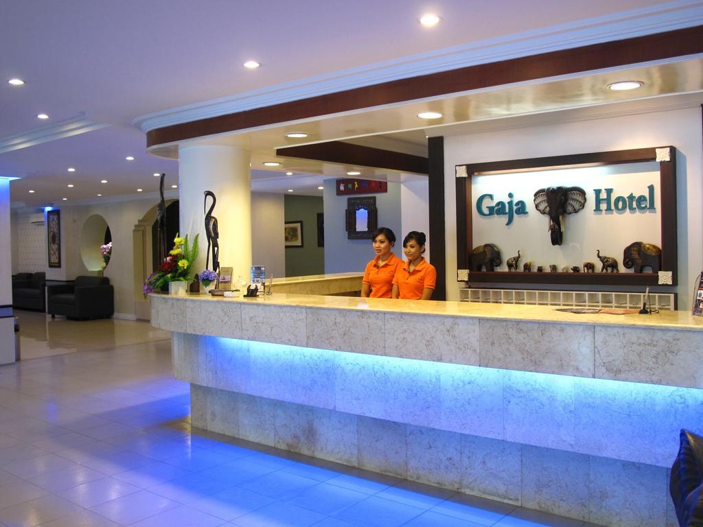 Gaja Hotel Pekanbaru Exteriér fotografie