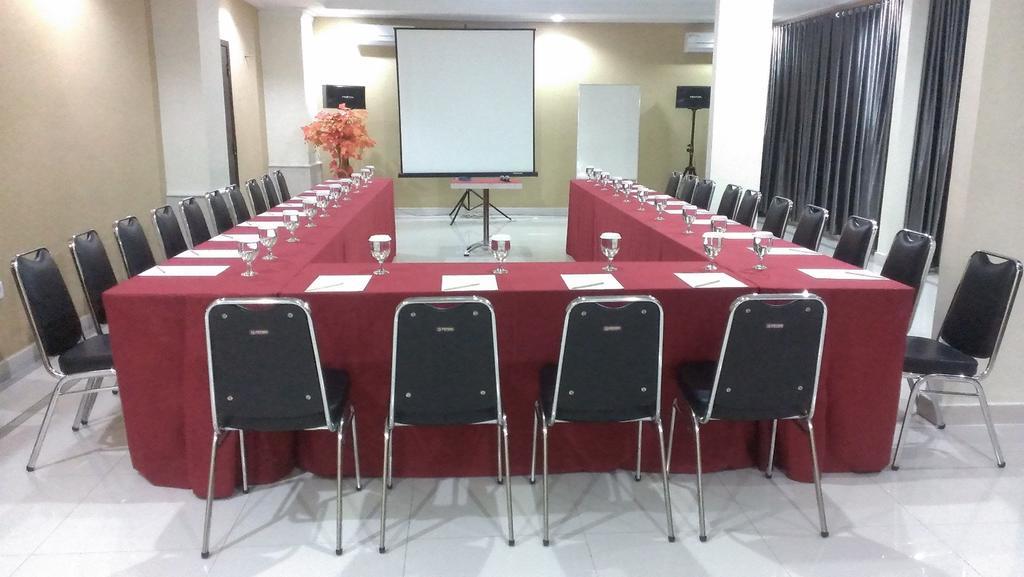 Gaja Hotel Pekanbaru Exteriér fotografie
