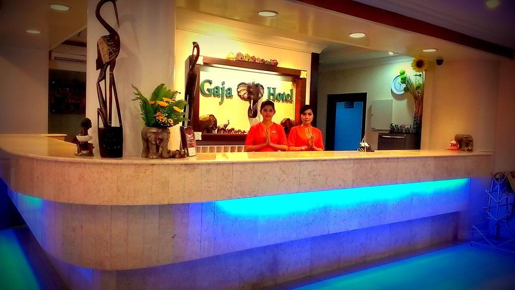Gaja Hotel Pekanbaru Exteriér fotografie